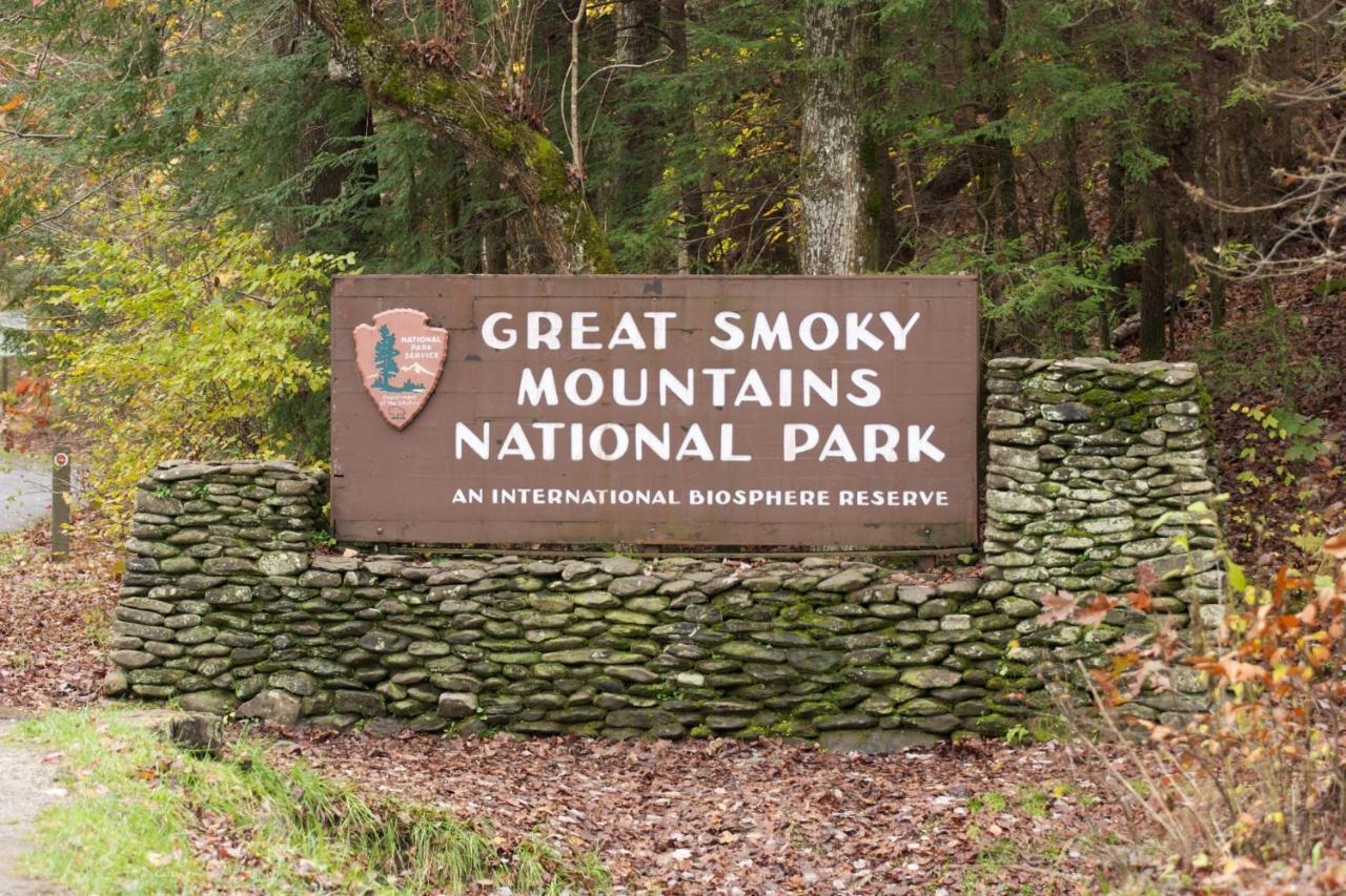Hidden Creek, Pool Table, Hot Tub, 1089 Free Tickets Each Paid Day, Dollywood And More Gatlinburg Exterior foto
