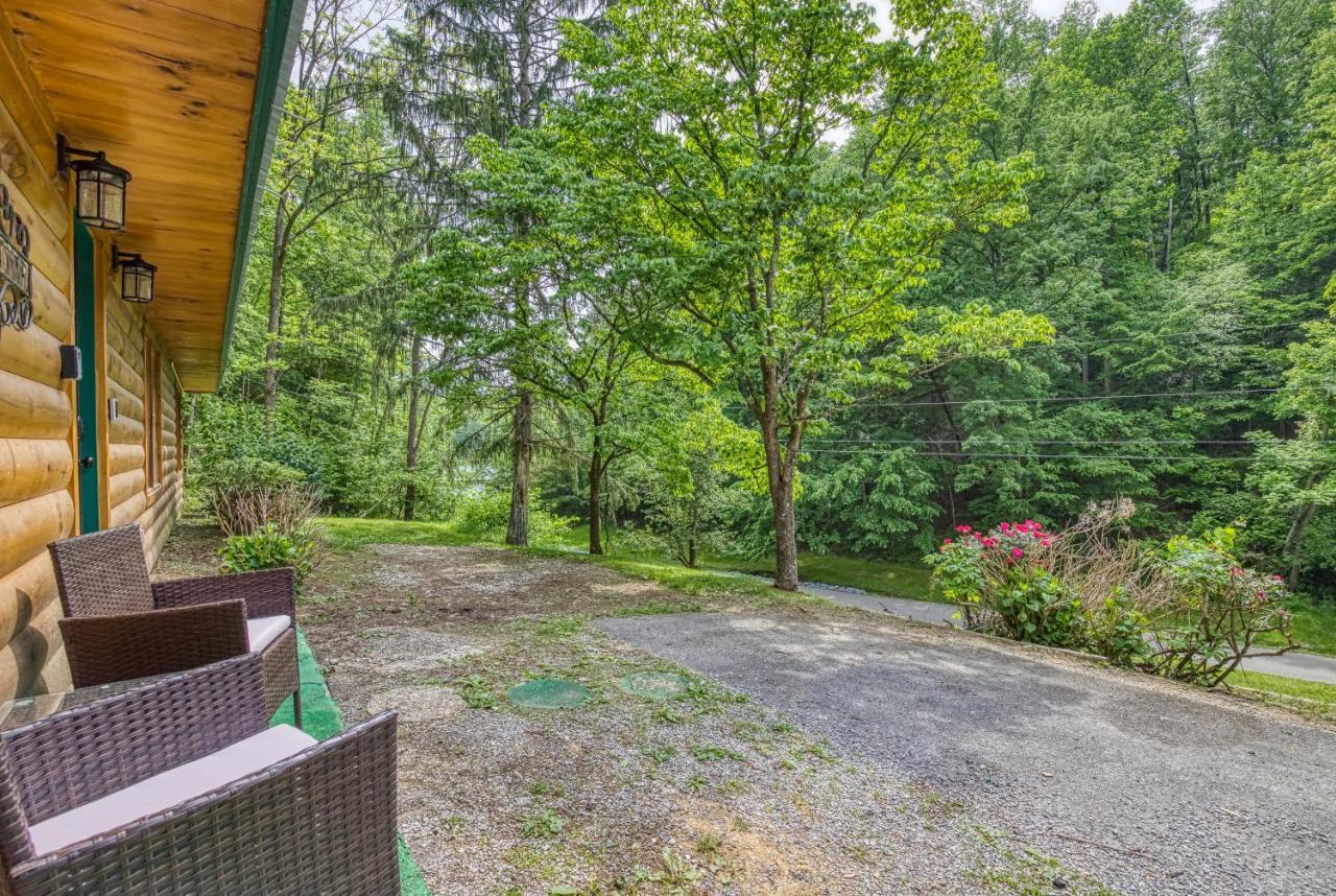 Hidden Creek, Pool Table, Hot Tub, 1089 Free Tickets Each Paid Day, Dollywood And More Gatlinburg Exterior foto