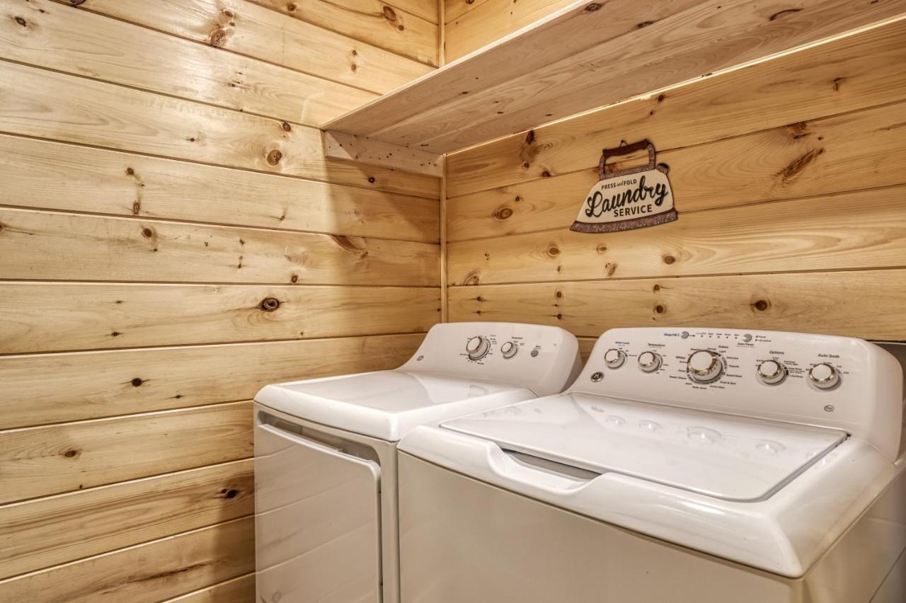Hidden Creek, Pool Table, Hot Tub, 1089 Free Tickets Each Paid Day, Dollywood And More Gatlinburg Exterior foto